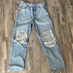 American Eagle Outfitters High Rise Distressed Blue Jeans